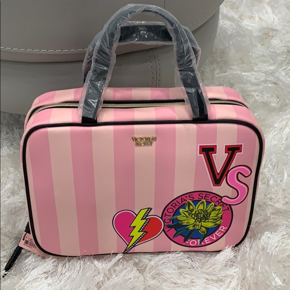 NWT Victoria Secret Travel case